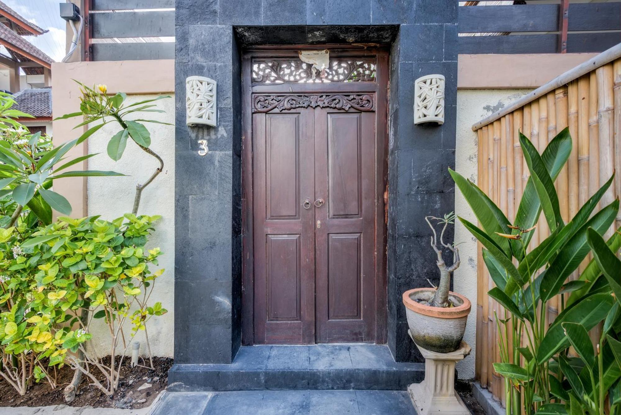 Villa Raka Managed By Manara Legian Exteriér fotografie